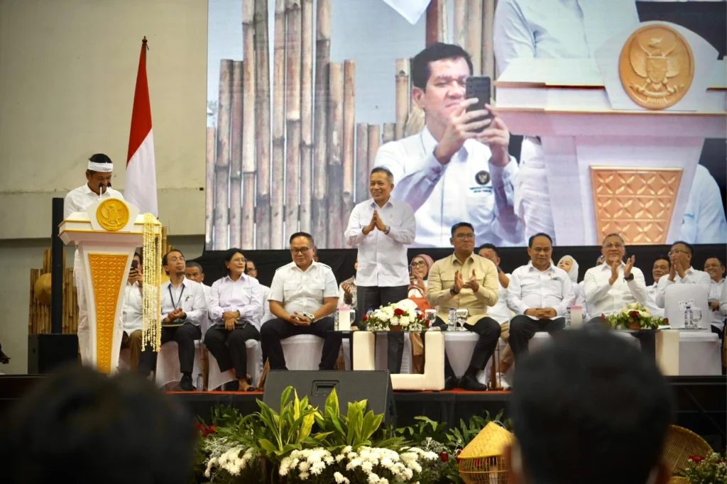 Model Bisnis Koperasi