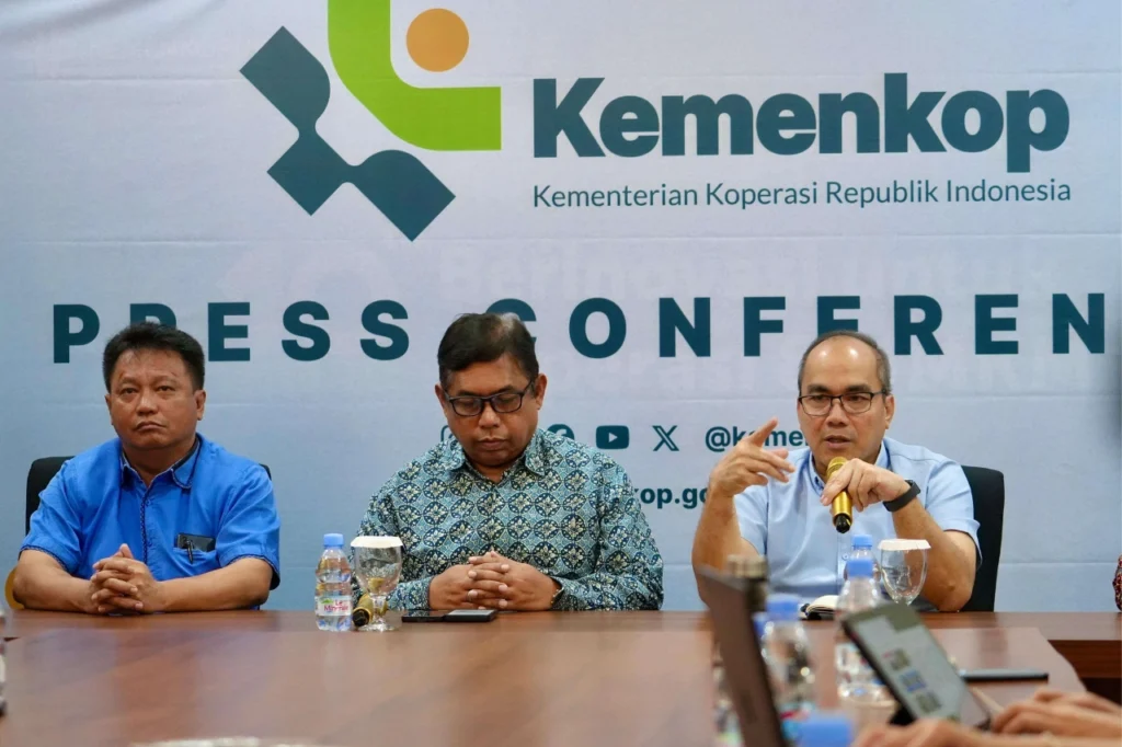 Koperasi Merah